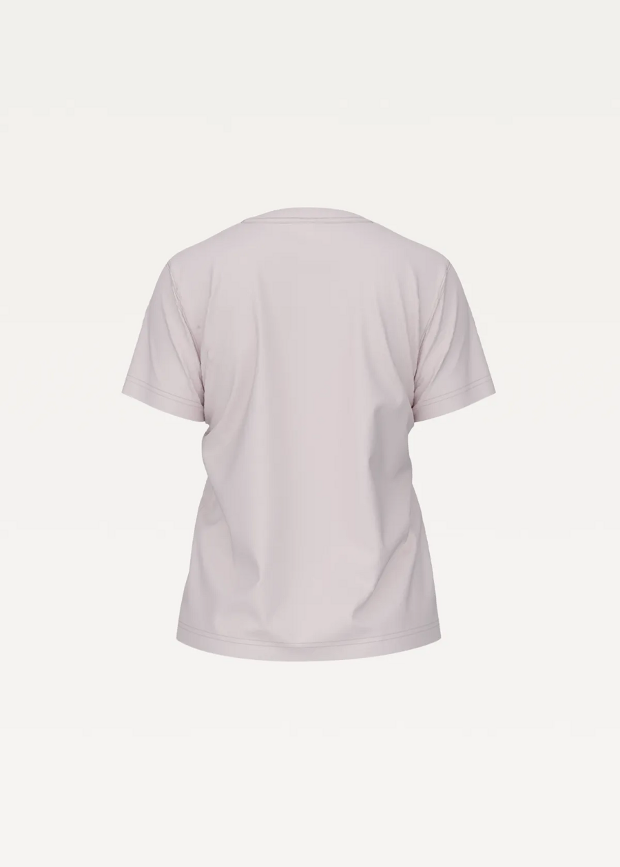 Футболка жіноча New Balance Sport Essentials Jersey світло-рожевого кольору