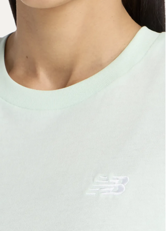 Футболка жіноча New Balance Sport Essentials Jersey м'ятного кольору
