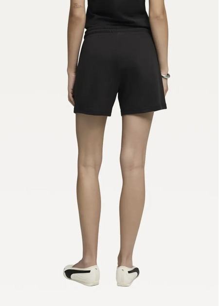 Спортивні шорти жіночі PUMA ESS ELEVATED Mid-Rise Shorts чорного кольору