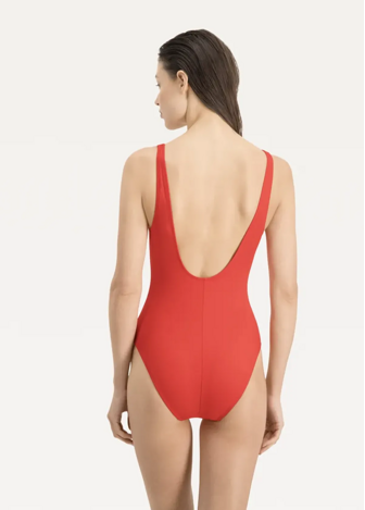Спортивный купальник женский PUMA SWIM WOMEN SWIMSUIT 1P красного цвета