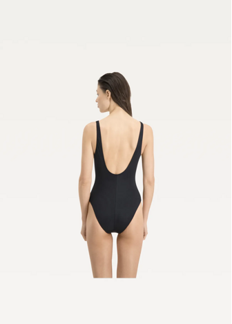 Спортивный купальник женский PUMA SWIM WOMEN SWIMSUIT 1P черного цвета