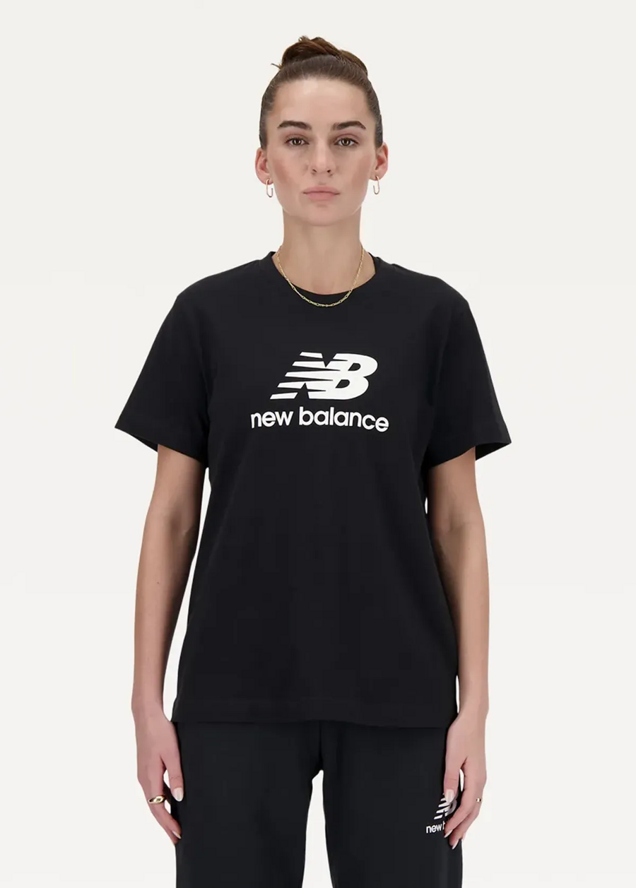 Футболка жіноча New Balance Sport Essentials Jersey Logo чорного кольору