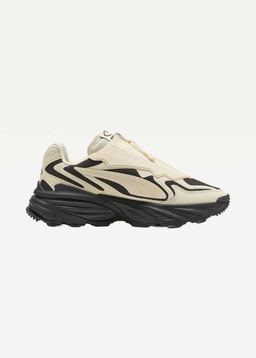 Кросівки жіночі PUMA Fade Nitro TR WTZ PUMA Black-Buttercream