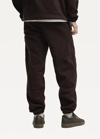 Спортивные штаны мужские PUMA PUMATECH Pants Chocolate Fondue