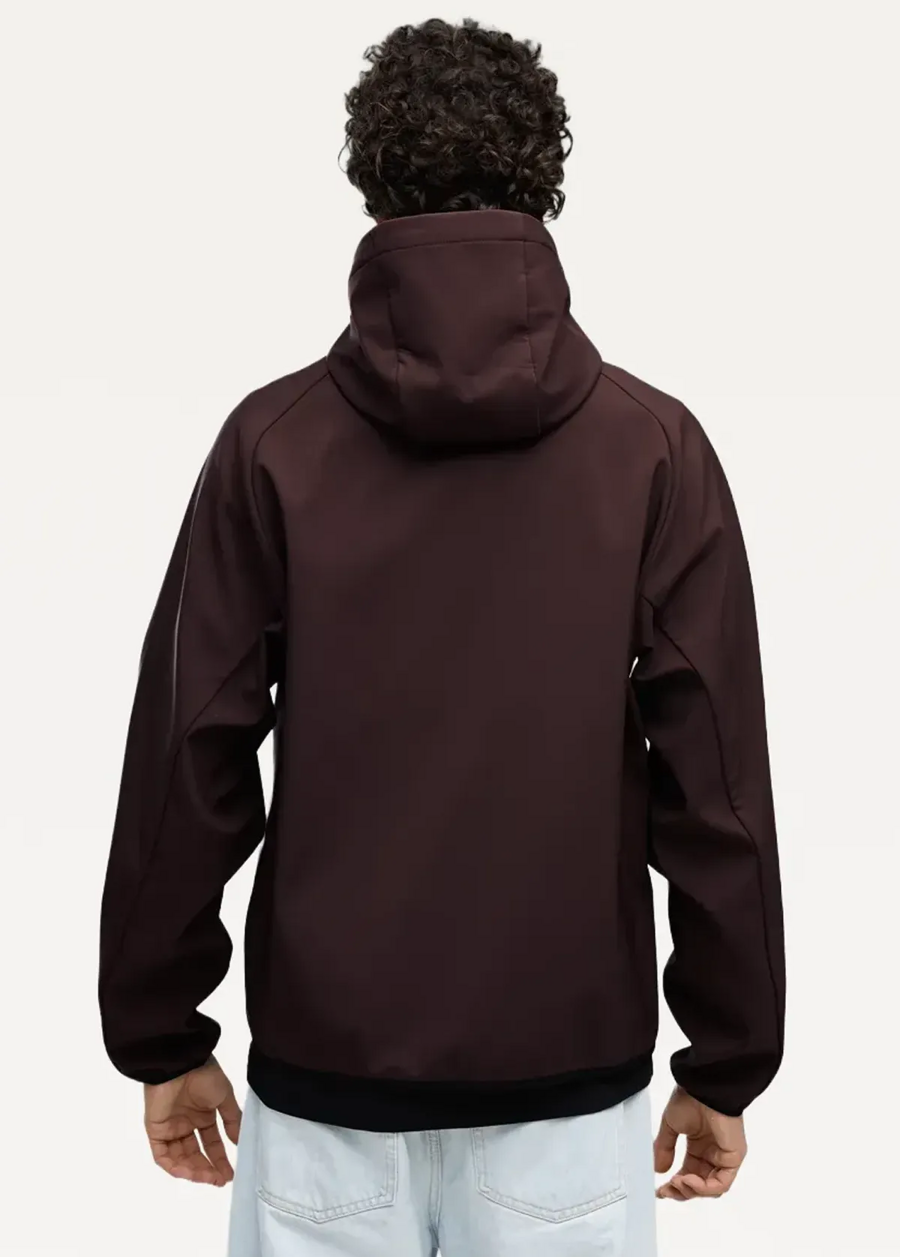 Куртка спортивная мужская PUMA PUMATECH Softshell Jacket Chocolate Fondue
