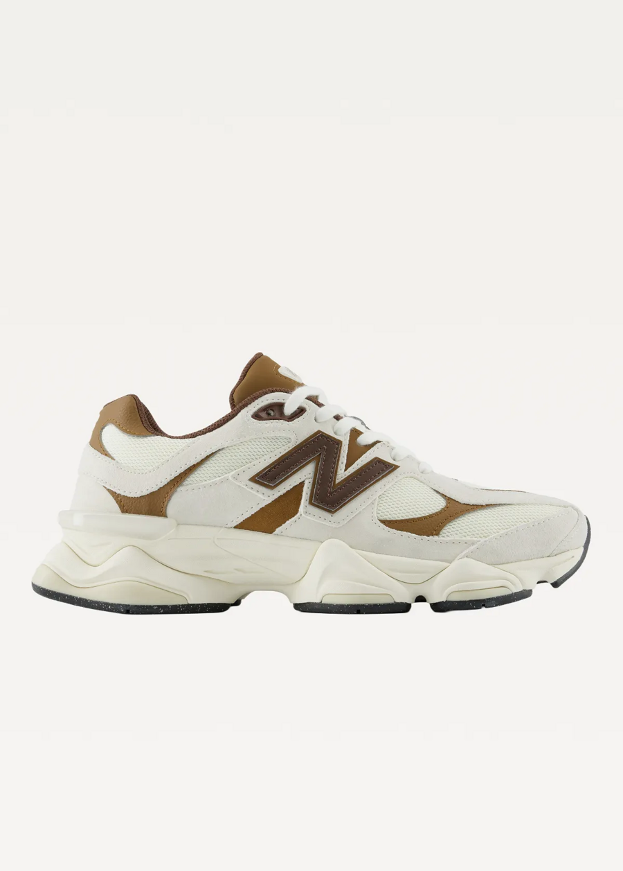 Кроссовки New Balance 9060 Unisex белого и коричневого цвета