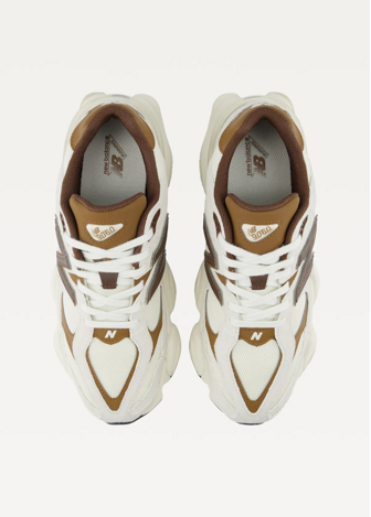 Кроссовки New Balance 9060 Unisex белого и коричневого цвета