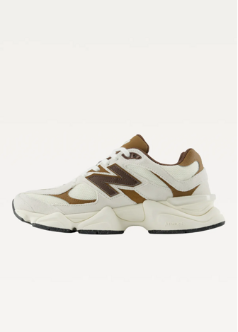 Кроссовки New Balance 9060 Unisex белого и коричневого цвета