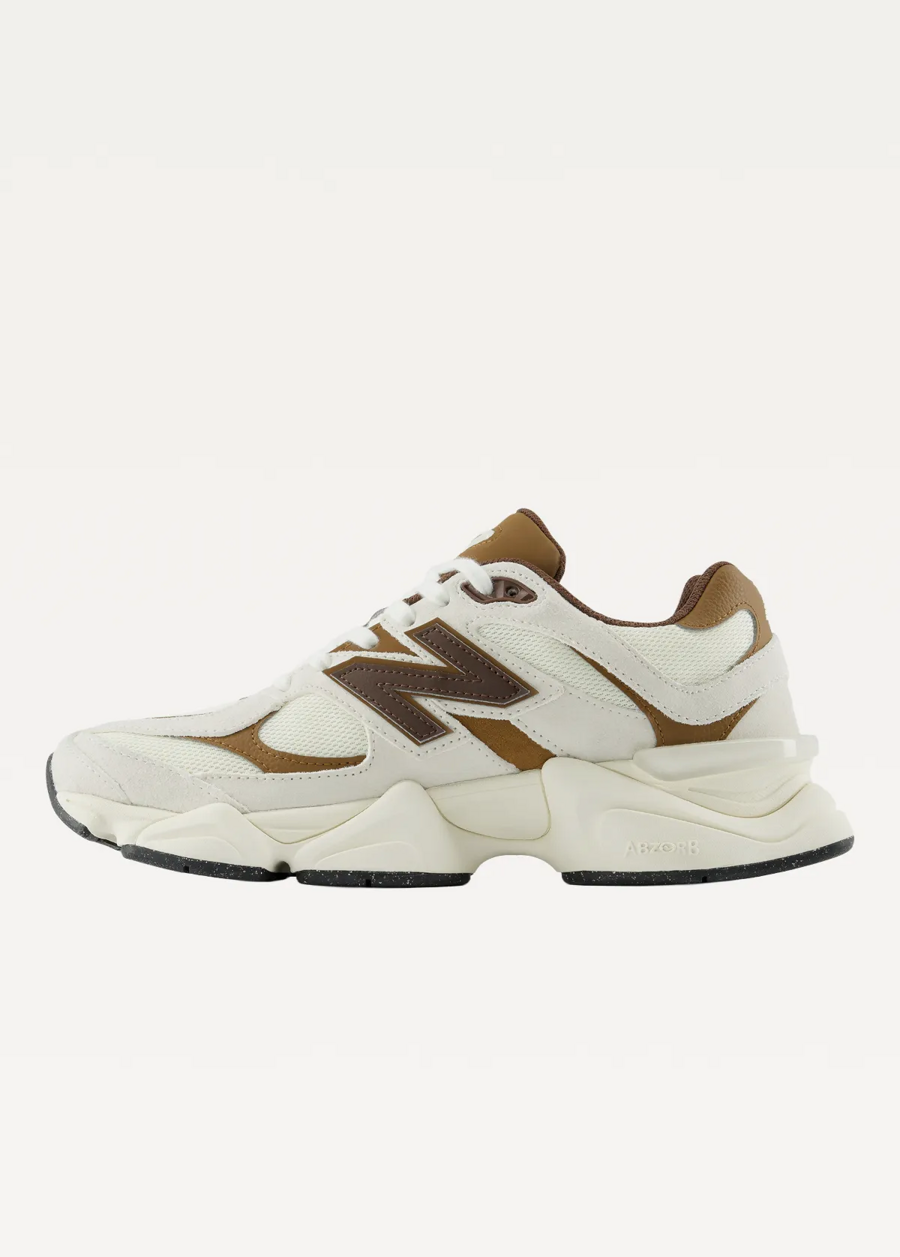 Кроссовки New Balance 9060 Unisex белого и коричневого цвета