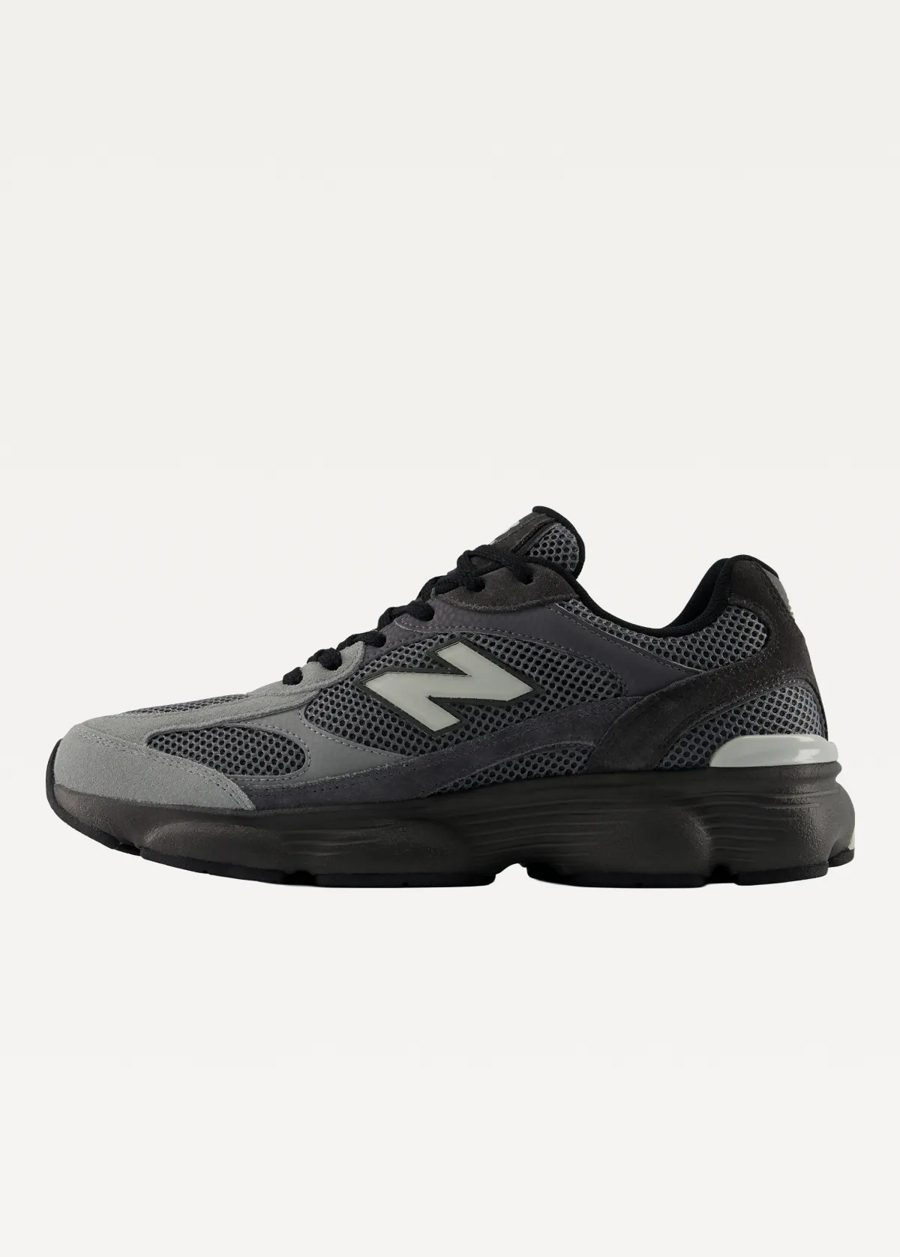 Кроссовки New Balance мужские 603 темно-серого цвета