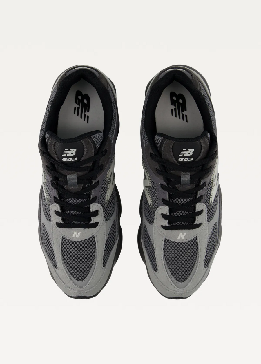 Кроссовки New Balance мужские 603 темно-серого цвета