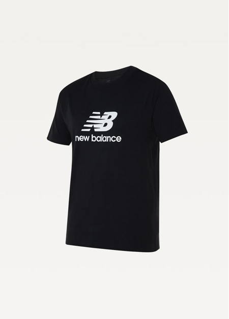 Футболка чоловіча New Balance Sport Essentials Logo чорного кольору