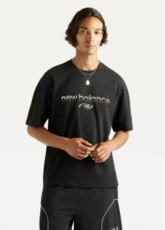 Футболка чоловіча New Balance Trackside чорного кольору
