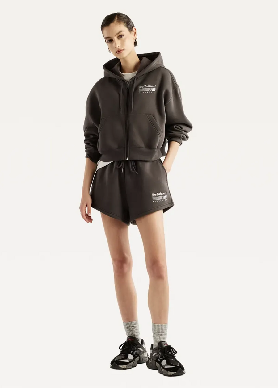 Худі жіноче New Balance Trackside Fleece Full Zip чорного кольору