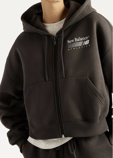 Худі жіноче New Balance Trackside Fleece Full Zip чорного кольору