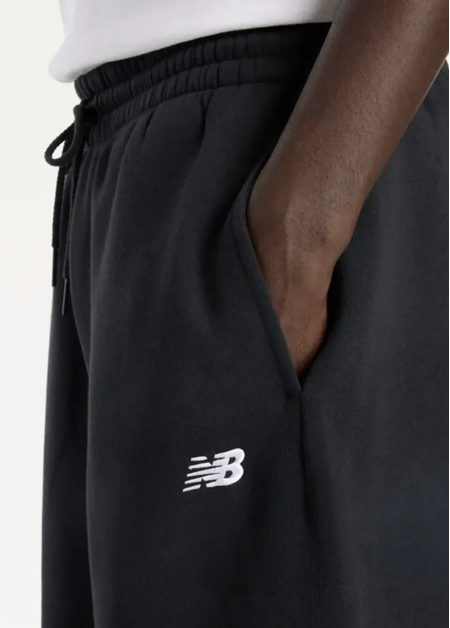 Штани чоловічі New Balance Essentials Fleece чорного кольору