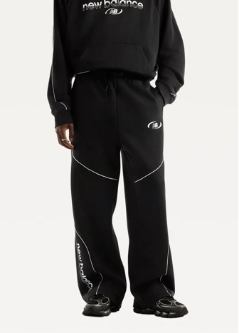 Штани чоловічі New Balance Trackside Fleece чорного кольору