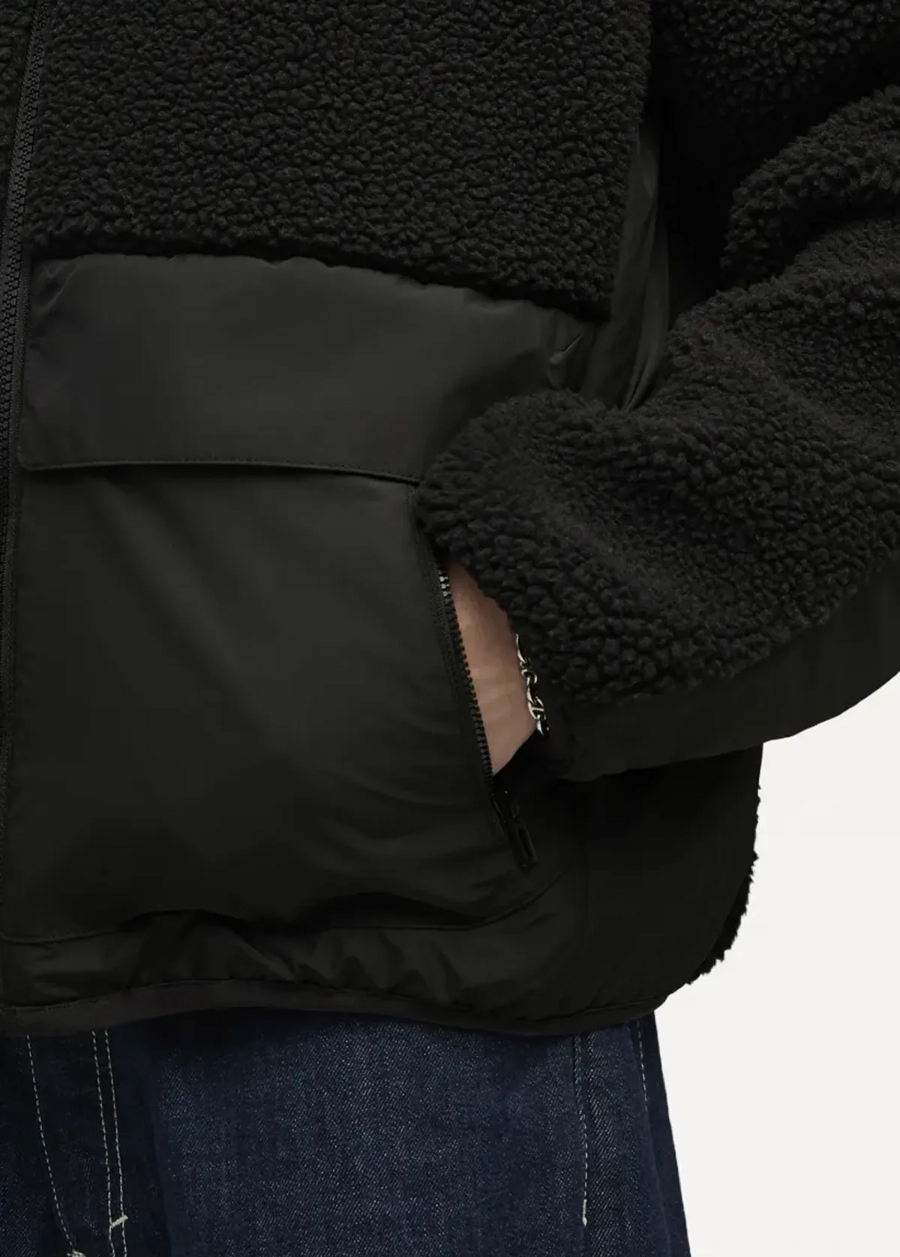 Куртка чоловіча PUMA Hybrid Sherpa Jacket M чорного кольору