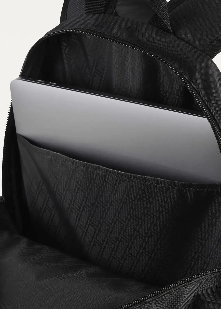 Рюкзак PUMA PLUS Unisex Backpack чорного кольору