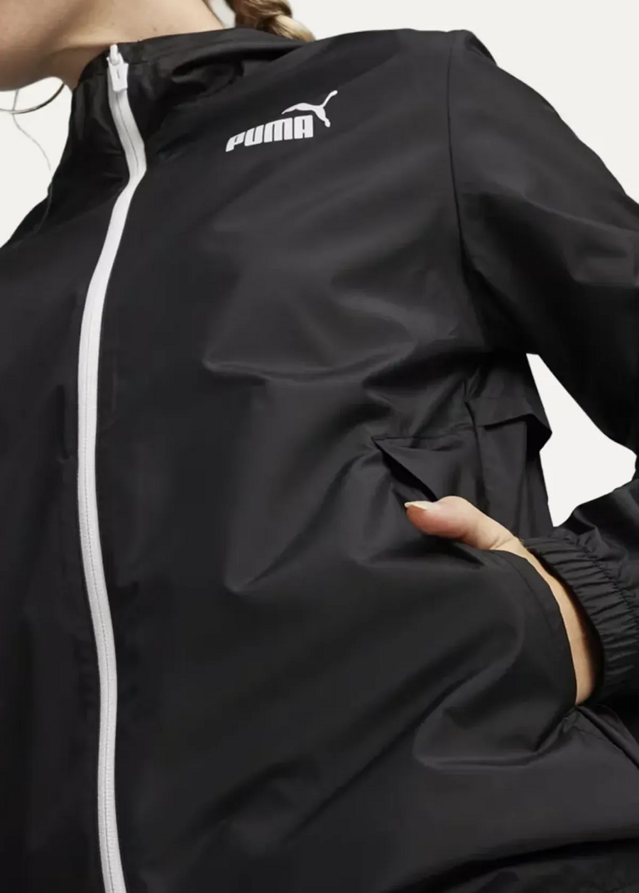 Ветровка женская PUMA ESS Solid Windbreaker черного цвета