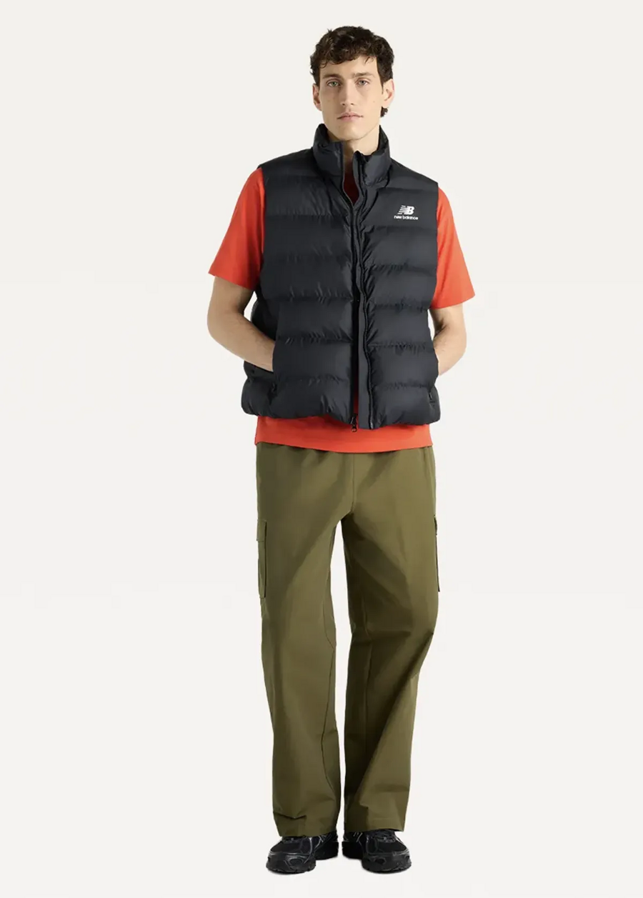 Жилет чоловічий New Balance Boston Puffer Vest чорного кольору