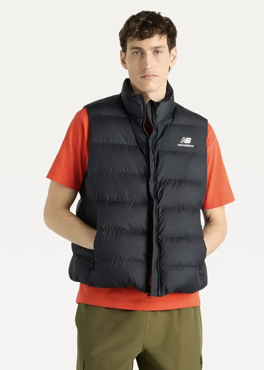 Жилет чоловічий New Balance Boston Puffer Vest чорного кольору
