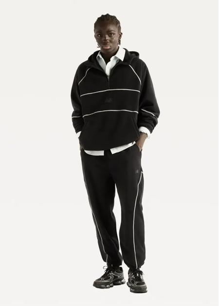 Світшот чоловічий New Balance Trackside Polar Fleece чорного кольору