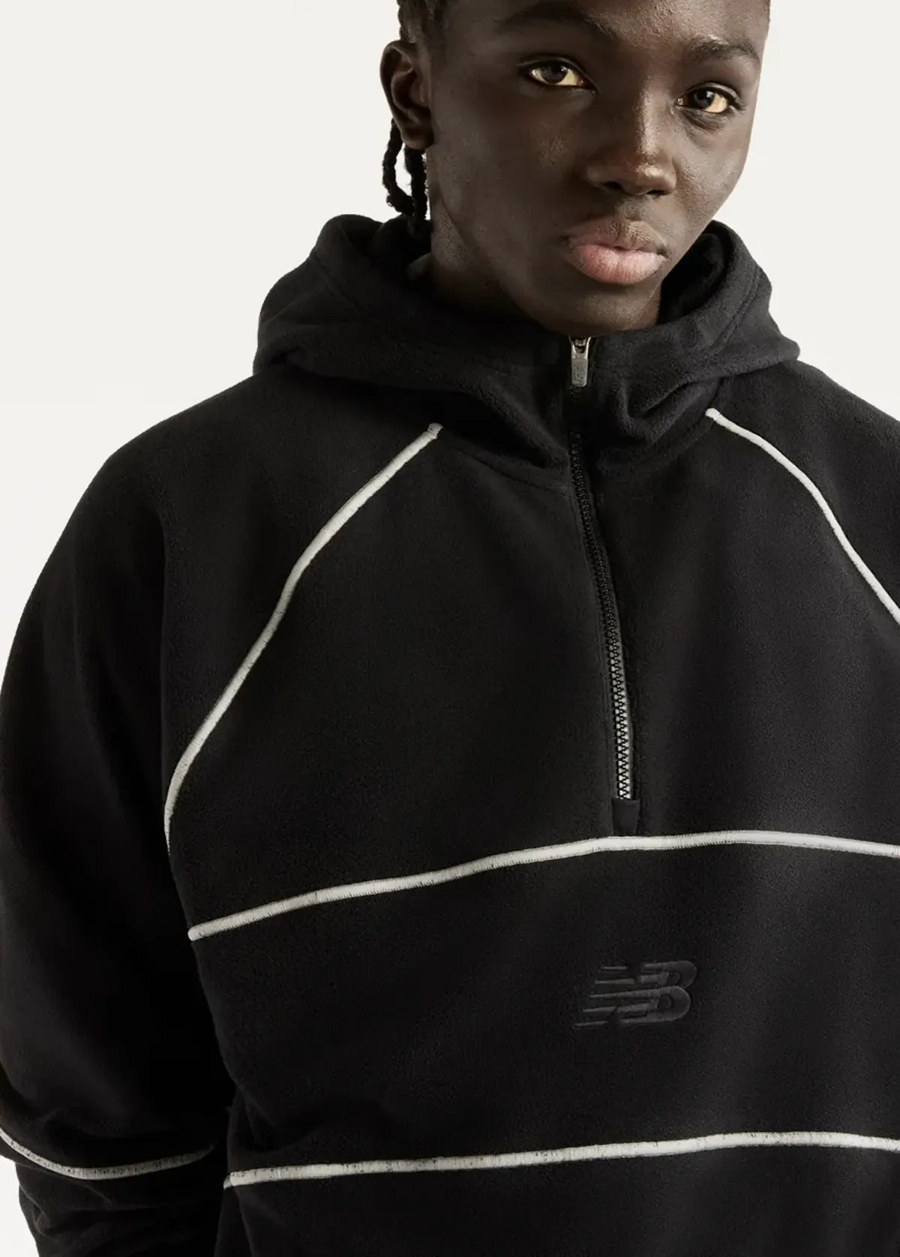 Світшот чоловічий New Balance Trackside Polar Fleece чорного кольору