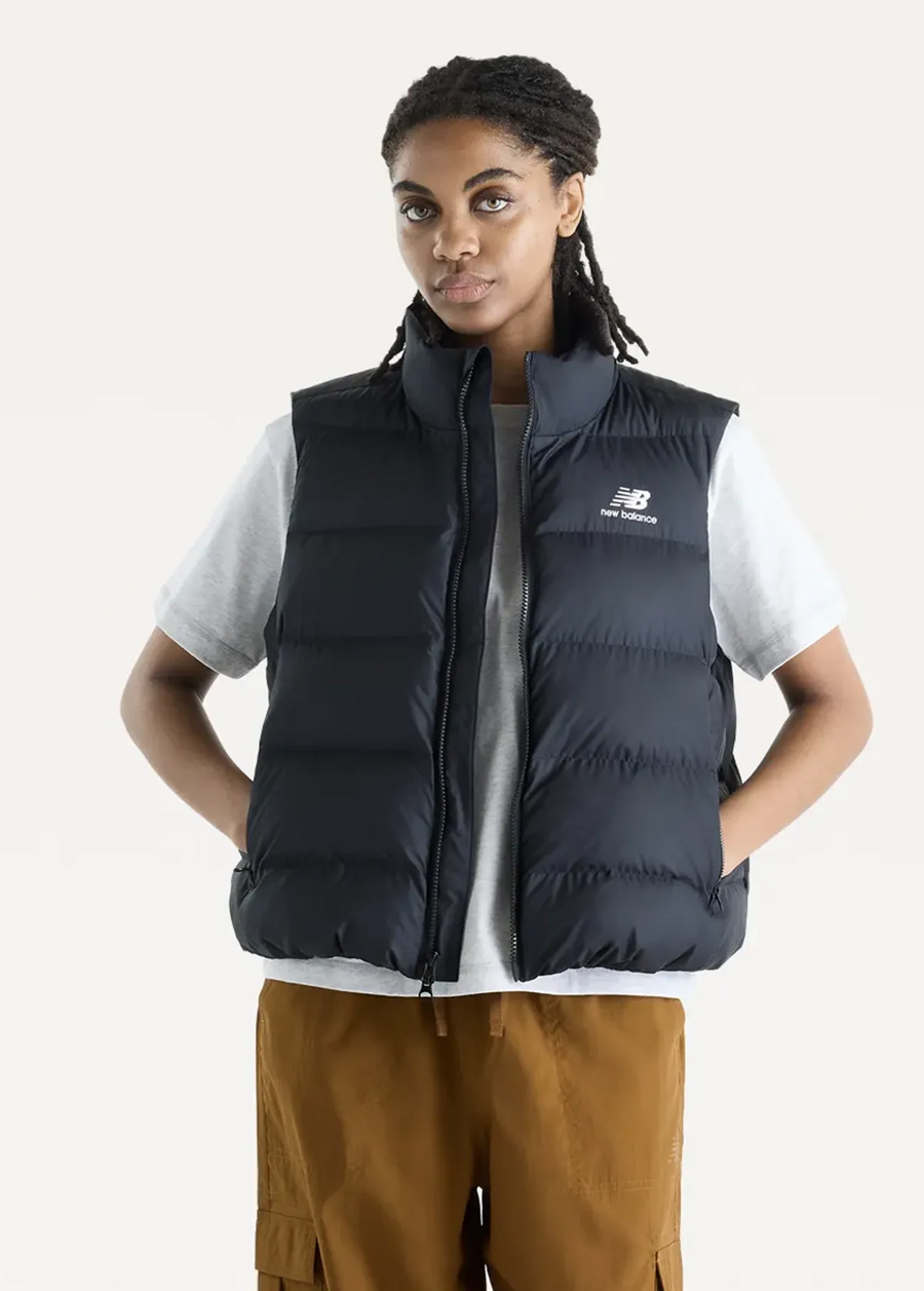 Жилет жіночий New Balance Boston Puffer чорного кольору
