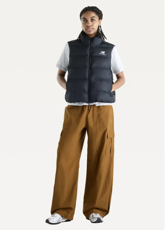Жилет жіночий New Balance Boston Puffer чорного кольору