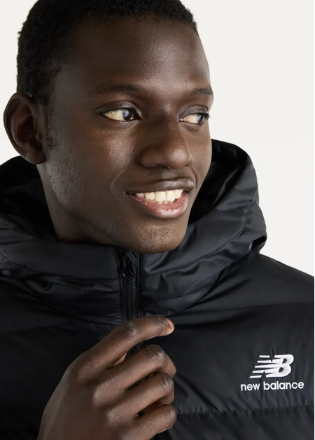 Куртка-пуховик чоловіча New Balance Boston Puffer чорного кольору