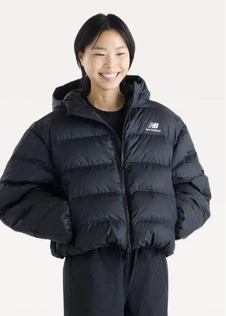 Куртка-пуховик жіноча New Balance Boston Puffer чорного кольору