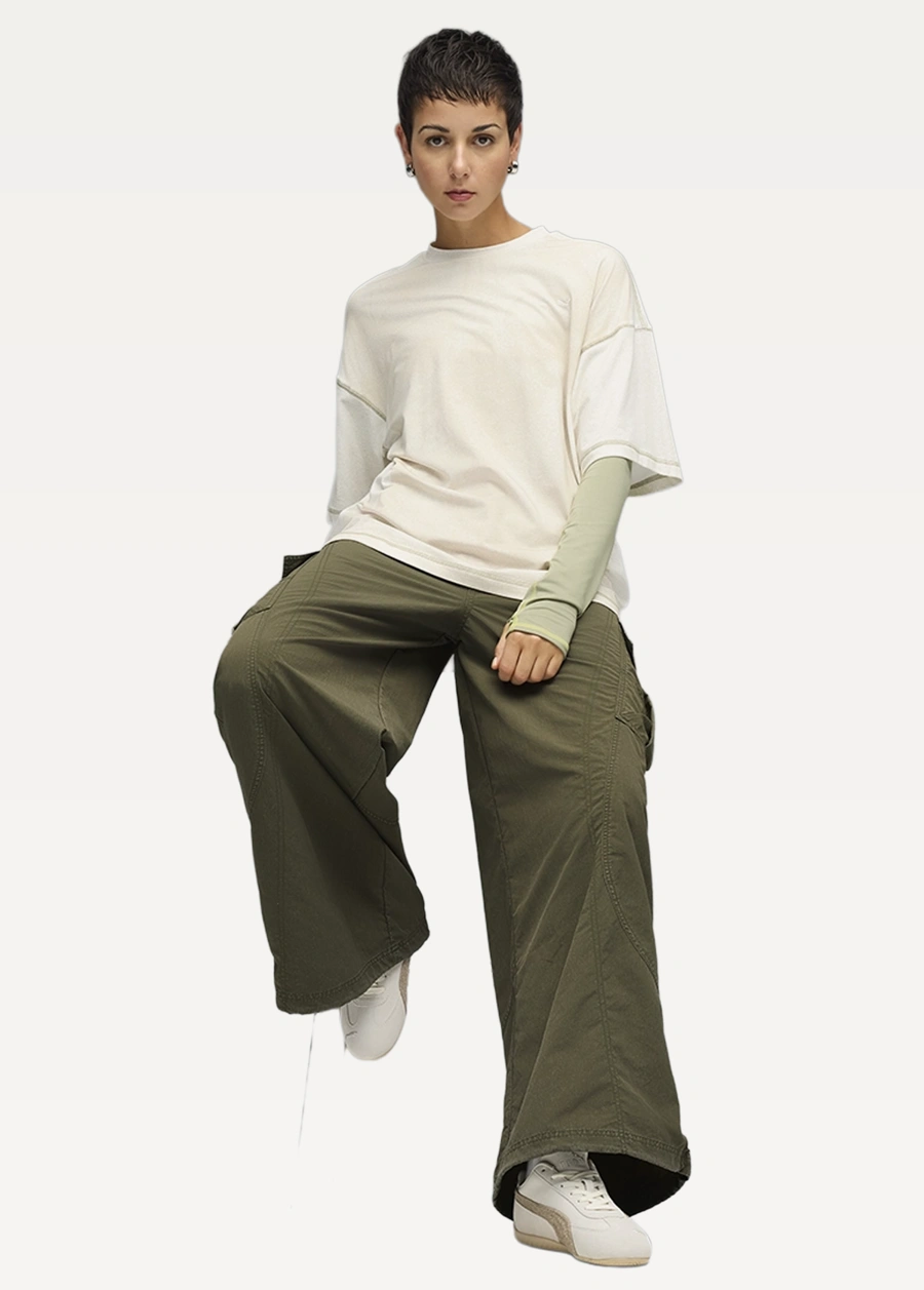 PUMA ベージュ フラットシューズ ストラップ付き Кроссовки женские PUMA Speedcat Elevated Wns Warm White-Ice Coffee