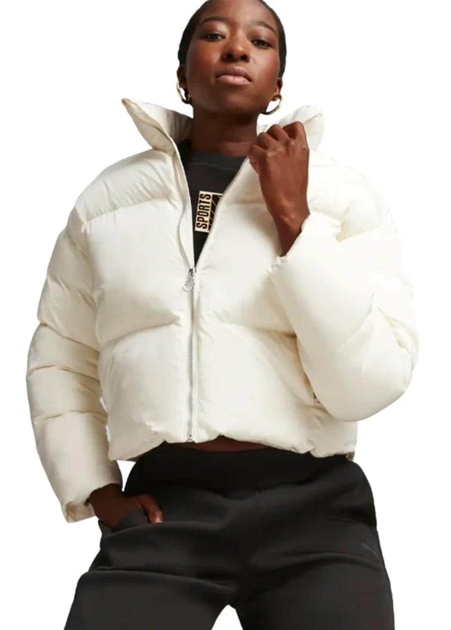 Куртка женская Puma Classics Oversized Puffer бело-молочного цвета