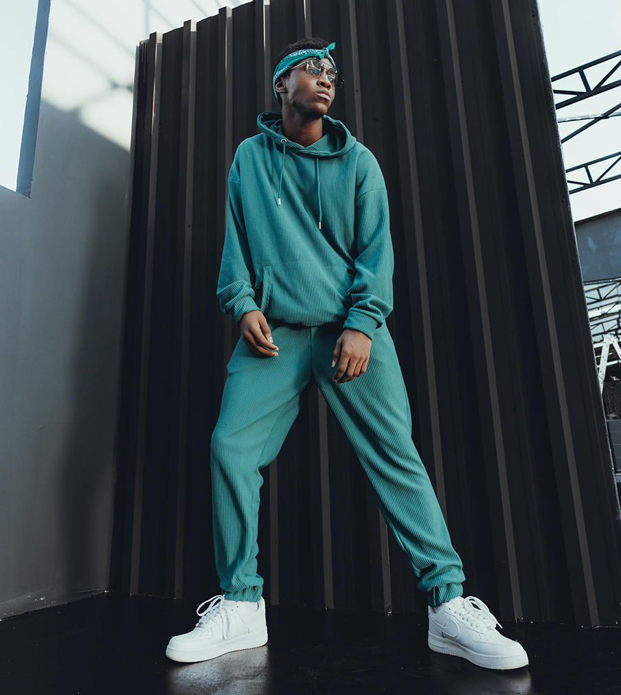 Спортивні костюми