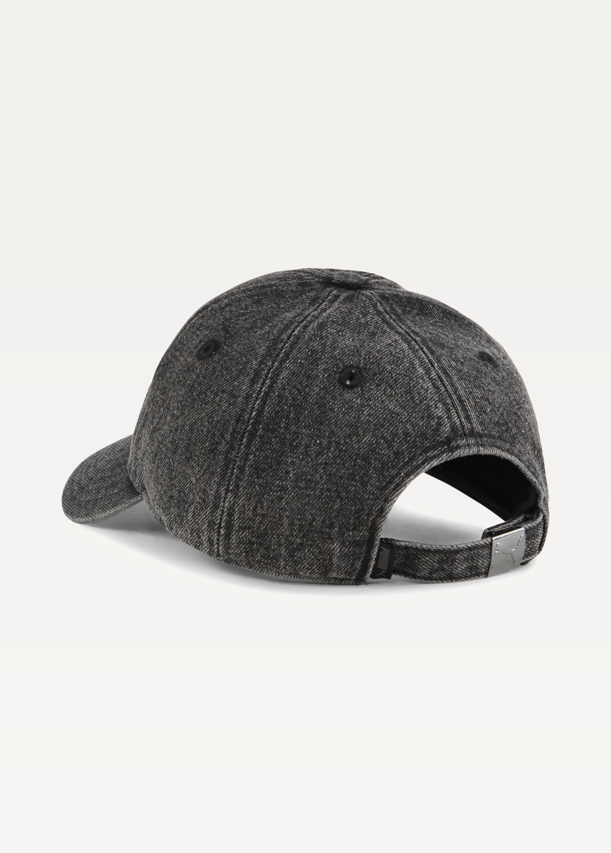 Кепка WARDROBE ESS METAL Dad Cap Unisex чорного кольору