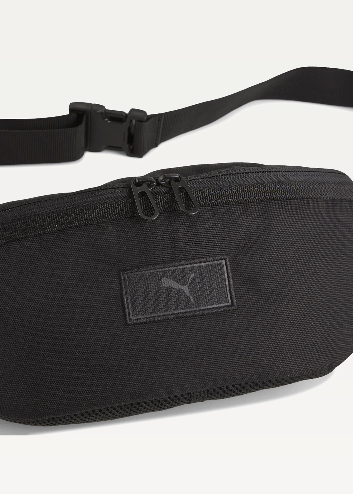 Сумка на пояс PUMA ESSENTIALS Waist Bag чорного кольору