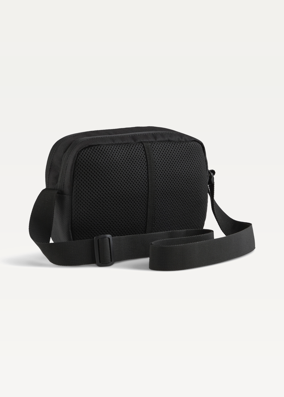 Сумка PUMA ESSENTIALS Crossbody Bag чорного кольору