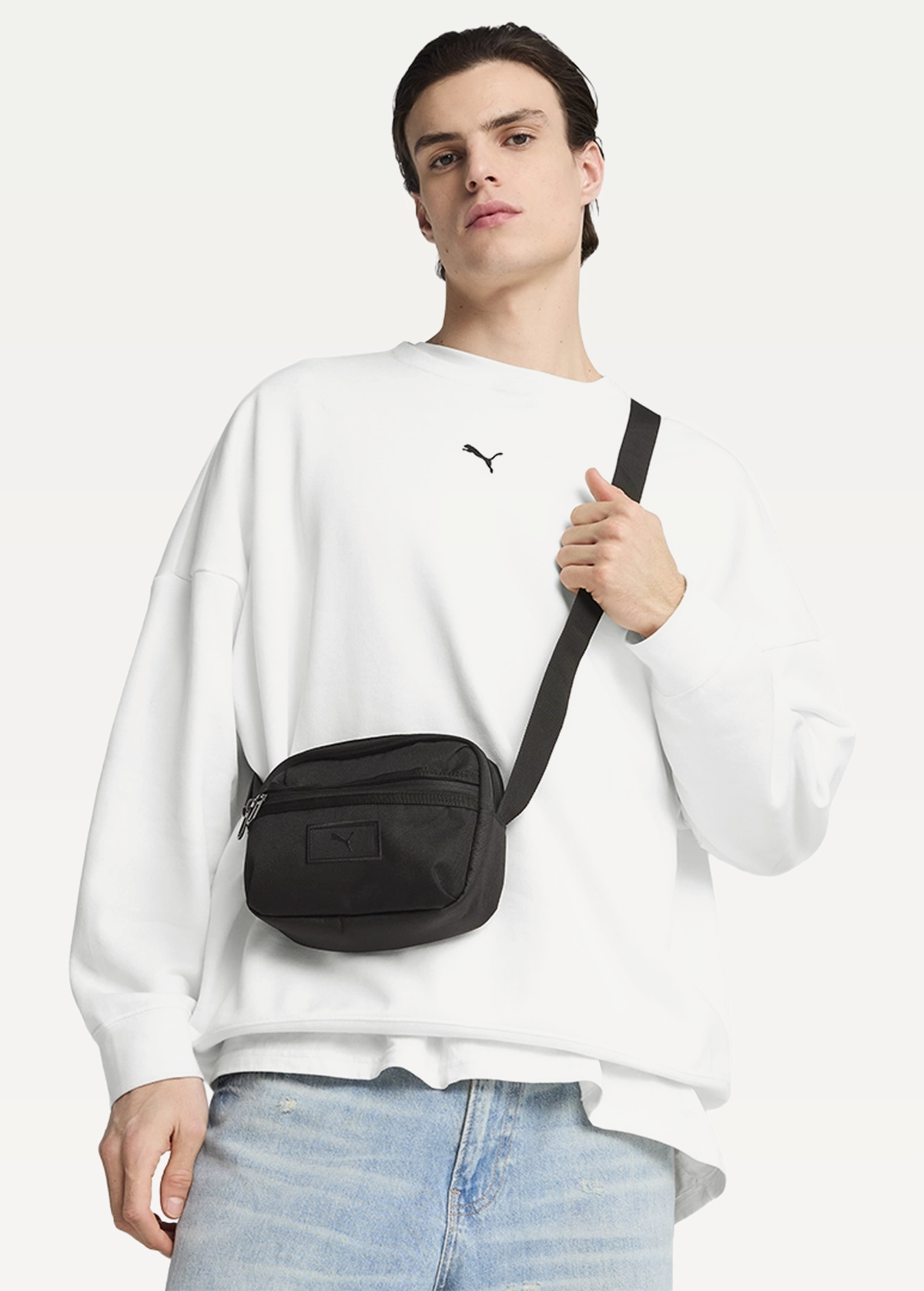 Сумка PUMA ESSENTIALS Crossbody Bag чорного кольору