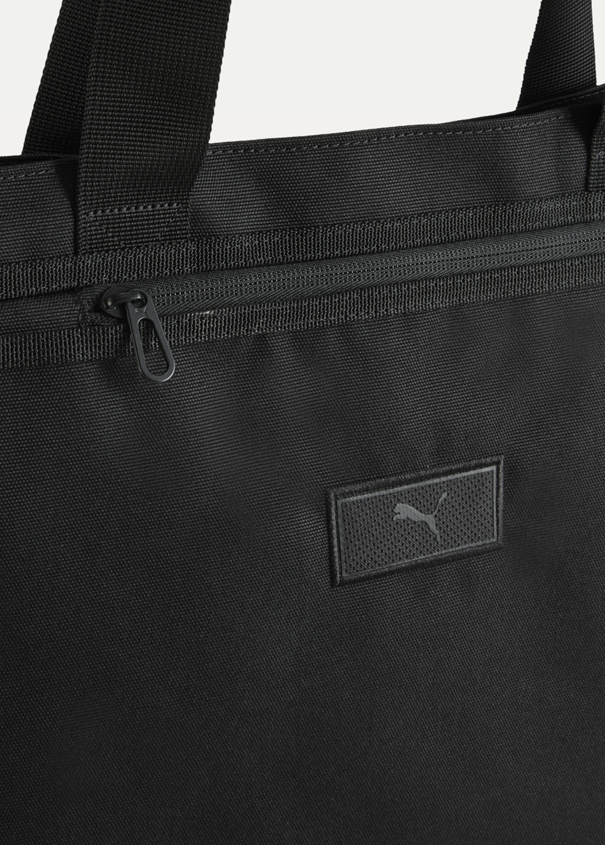 Сумка-шопер Unisex PUMA ESSENTIALS Tote Bag чорного кольору