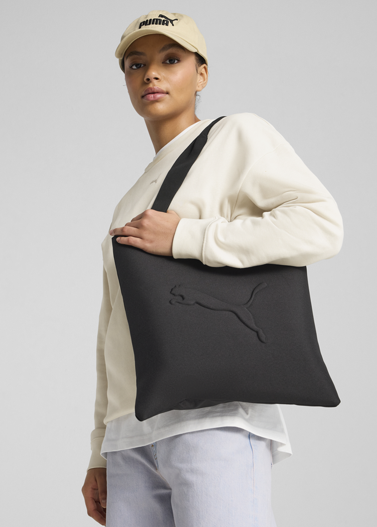 Сумка-шопер PUMA BUZZ Tote чорного кольору