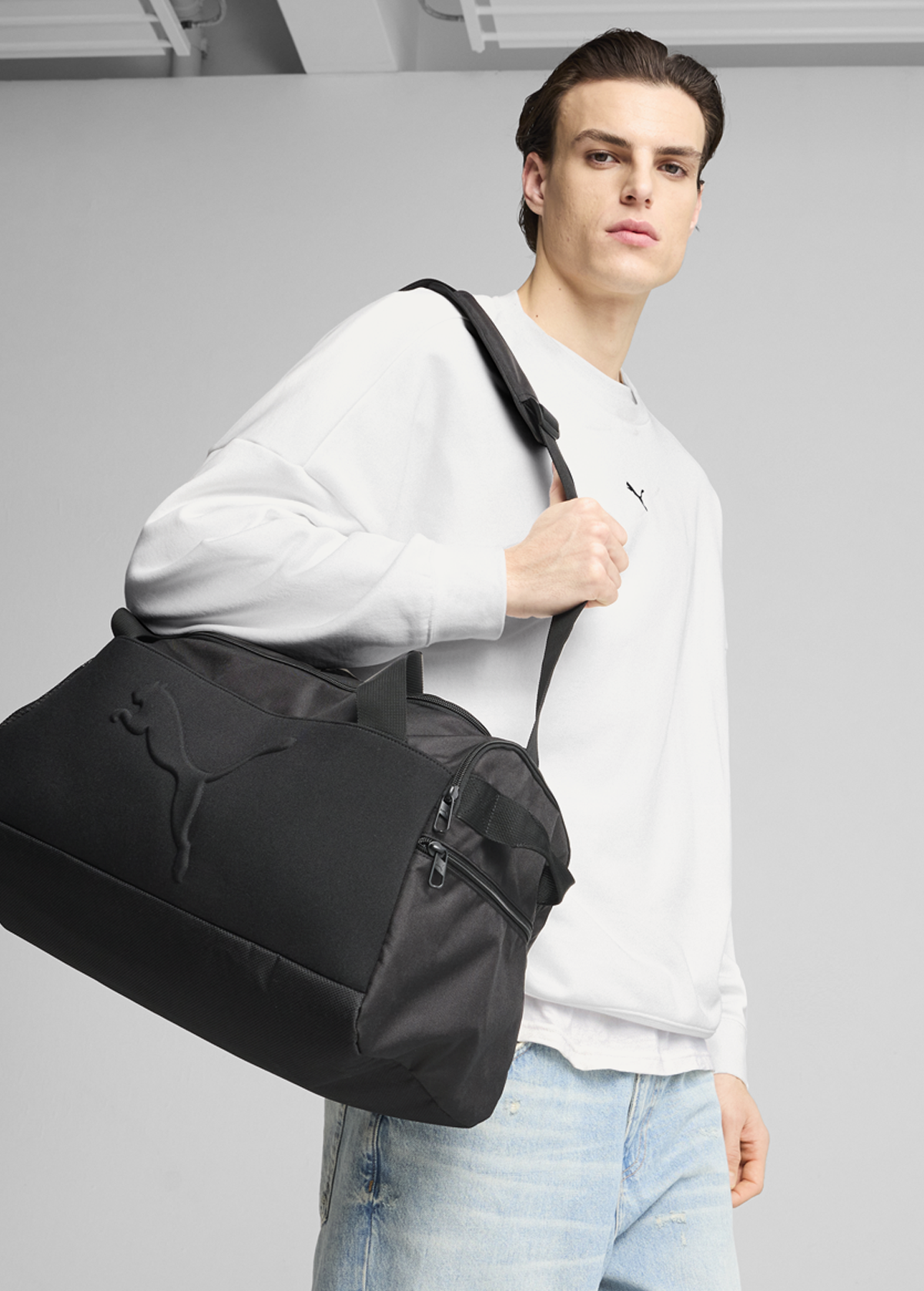 Спортивна cумка PUMA BUZZ Small Sports Bag чорного кольору