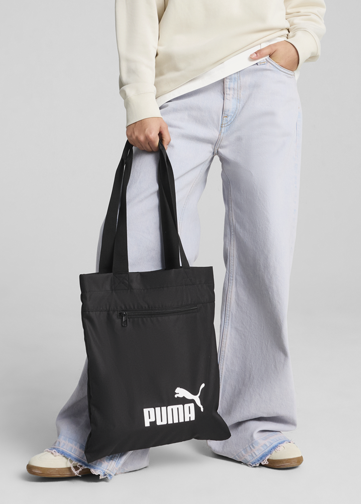 Сумка-шопер PUMA PHASE Packable Tote чорного кольору