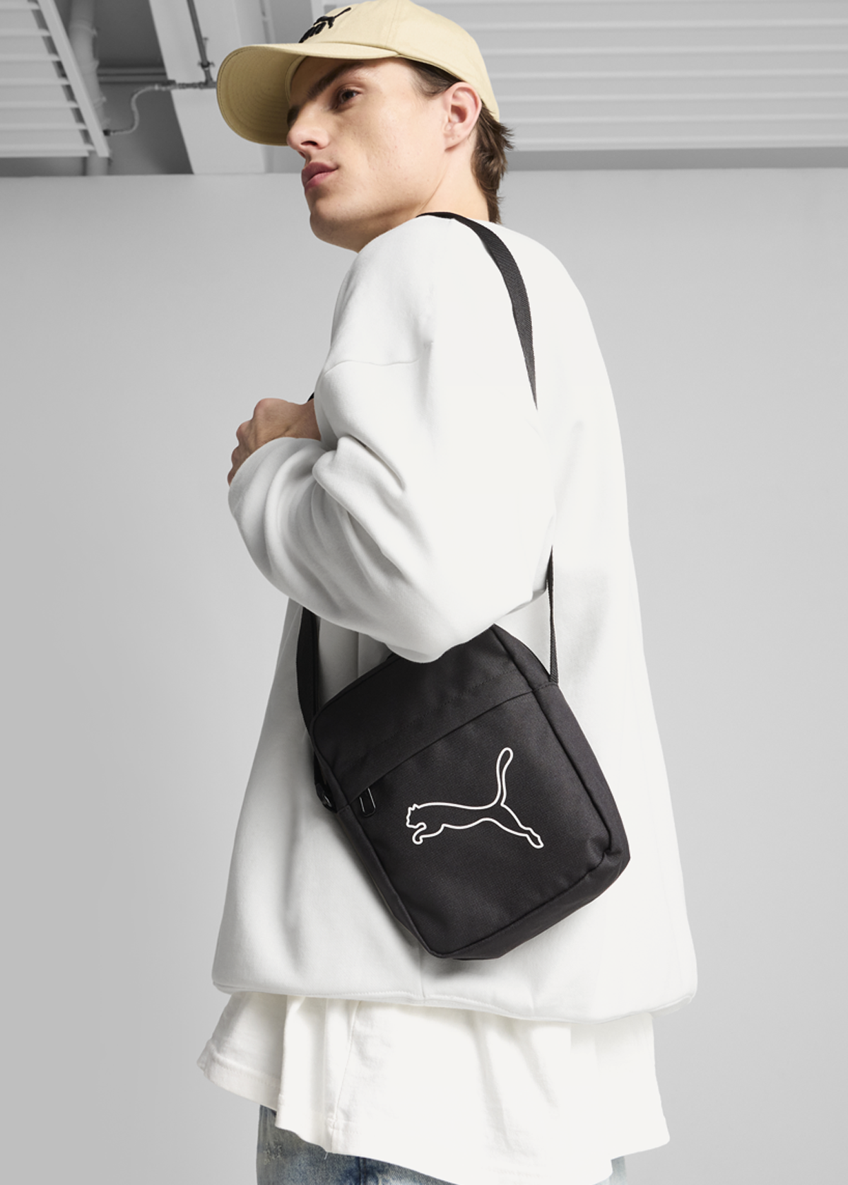 Сумка PUMA PLUS Portable чорного кольору