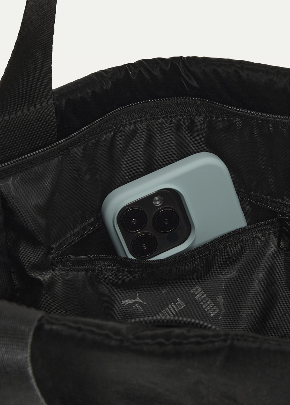 Сумка-шопер жіноча PUMA UP Shopper чорного кольору metallic gold logo