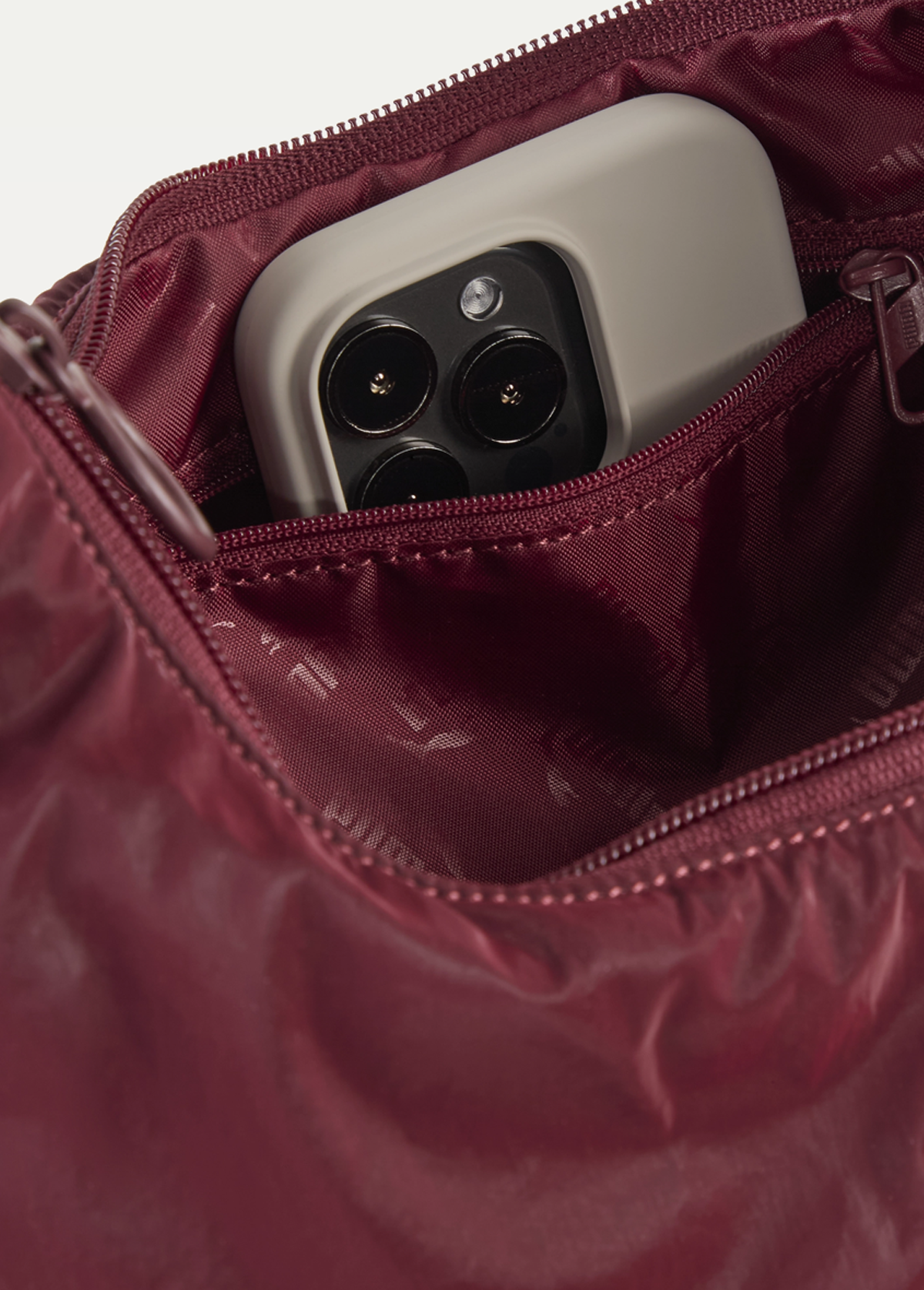 Сумка жіноча PUMA UP Hobo Bag Ruby Shimmer-metallic gold logo