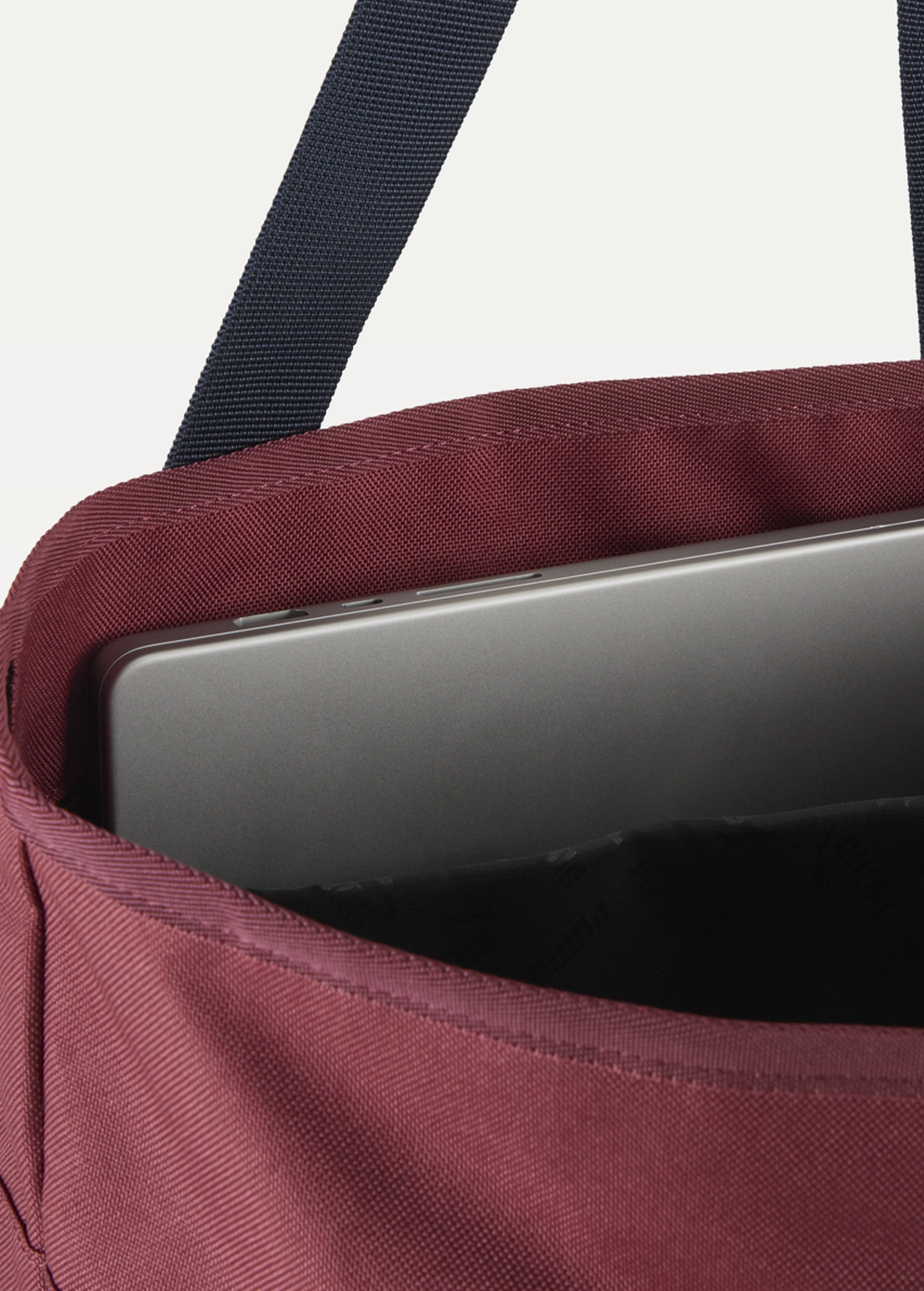 Сумка-шопер PUMA PHASE CLASS Tote Ruby Shimmer Unisex