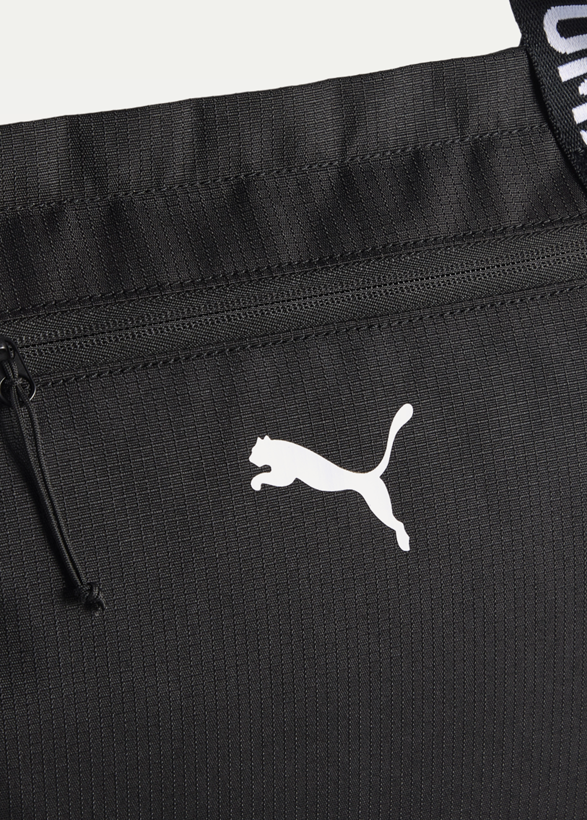 Сумка-шопер жіноча PUMA AT ESS Shopper чорного кольору