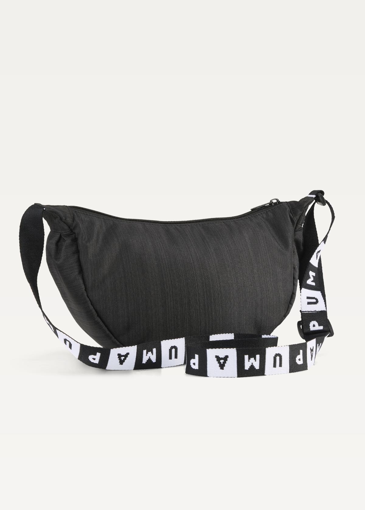 Сумка жіноча PUMA BASE Half Moon Bag B&W чорного кольору