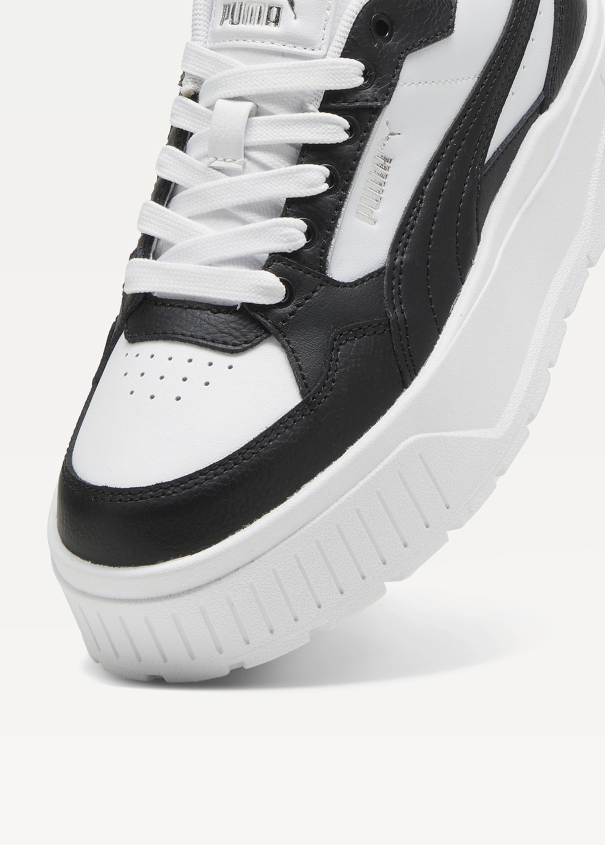 Кросівки жіночі PUMA Karmen II Idol білого чорного кольору
